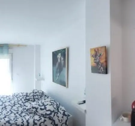 En Casa Compartida Retamar Homestay Almeria