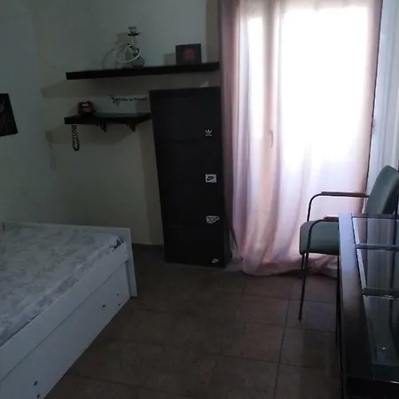En Casa Compartida Retamar Homestay Almeria